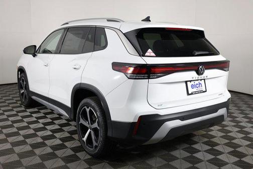 2025 Volkswagen Tiguan 2.0T SE 4MOTION