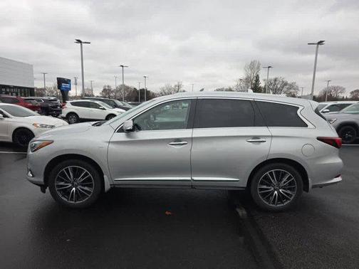 2017 INFINITI QX60 Base