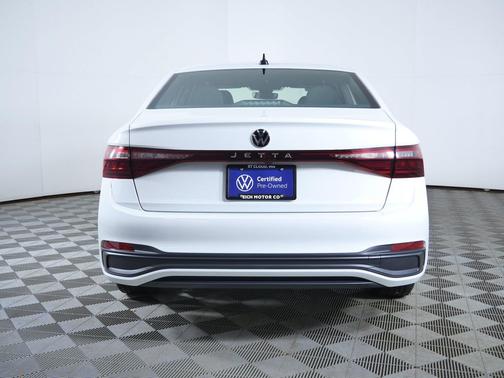 Pure White 2025 Volkswagen Jetta 1.5T Sport