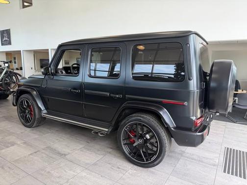 MANUFAKTUR Night Black Magno 2023 Mercedes-Benz AMG G 63