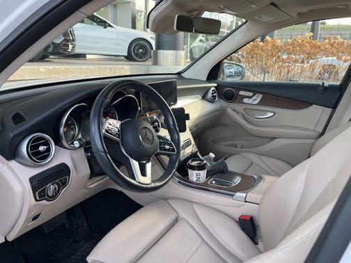 2020 Mercedes-Benz GLC 300 
