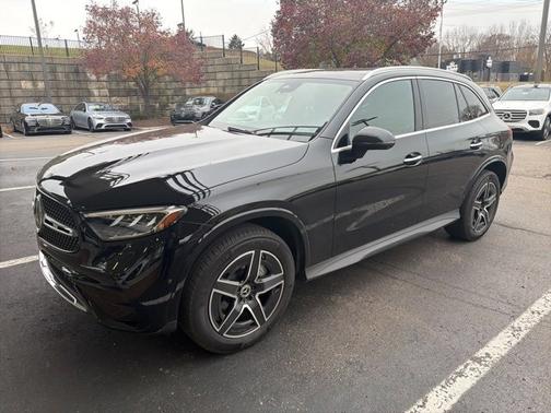 2025 Mercedes-Benz GLC 300 4MATIC