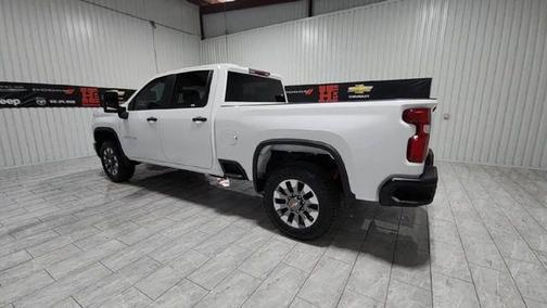 2025 Chevrolet Silverado 2500 Custom