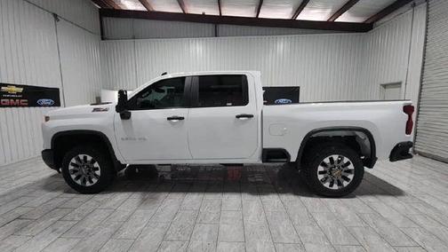 2025 Chevrolet Silverado 2500 Custom