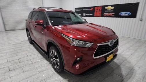 2020 Toyota Highlander Hybrid XLE