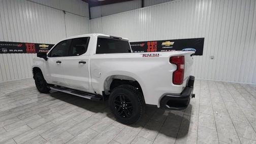 2022 Chevrolet Silverado 1500 Limited Custom Trail Boss