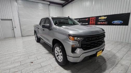 2025 Chevrolet Silverado 1500 Custom