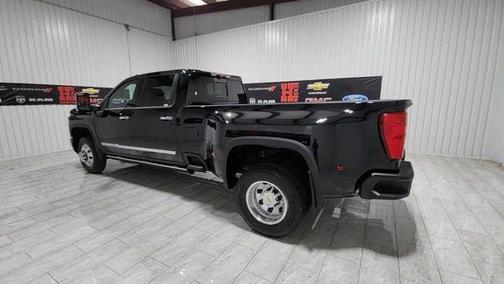 2025 Chevrolet Silverado 3500 High Country
