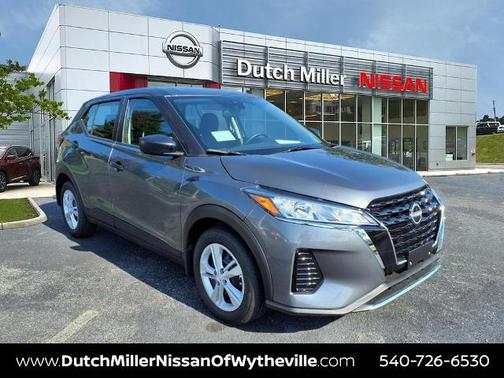 2025 Nissan Kicks Play S