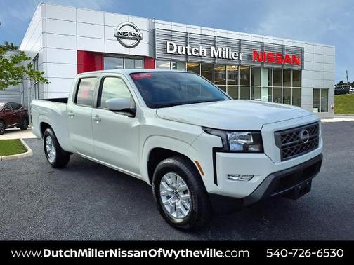 2024 Nissan Frontier SV