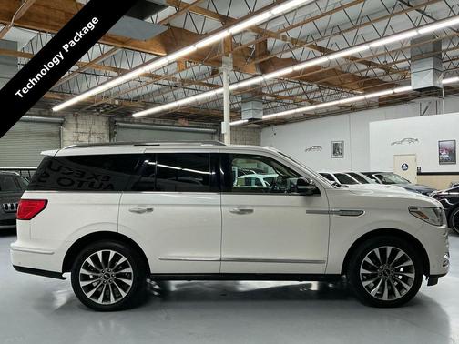 2018 Lincoln Navigator Select