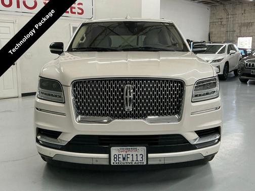 2018 Lincoln Navigator Select