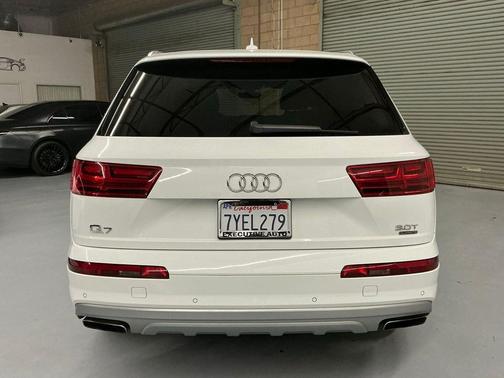 2017 Audi Q7 3.0T Premium