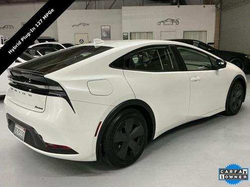 2023 Toyota Prius Prime SE