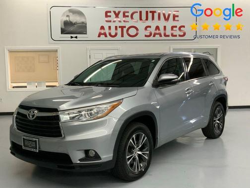 Silver Sky Metallic 2016 Toyota Highlander XLE