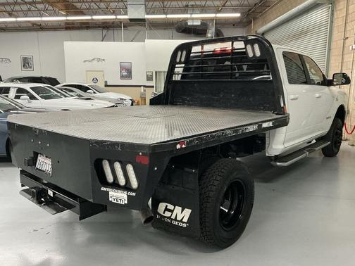 2021 RAM 3500 Big Horn Crew Cab 4x4 8' Box