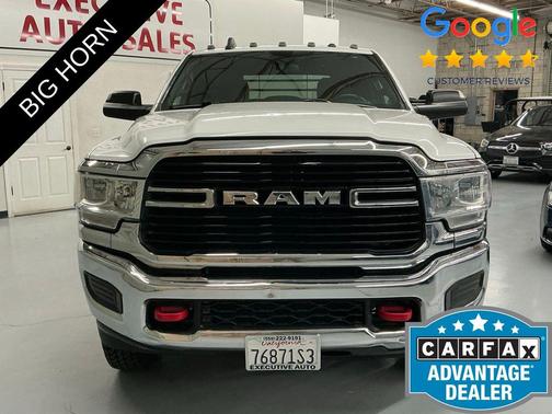 Bright White Clearcoat 2021 RAM 3500 Big Horn Crew Cab 4x4 8' Box
