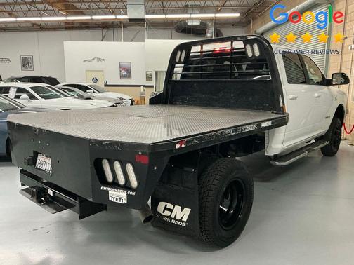 Bright White Clearcoat 2021 RAM 3500 Big Horn Crew Cab 4x4 8' Box