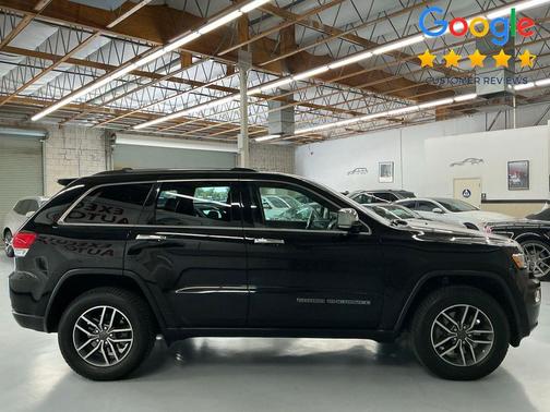 Diamond Black Crystal Pearlcoat 2019 Jeep Grand Cherokee Limited