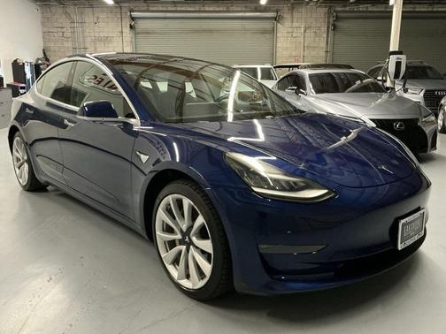 2018 Tesla Model 3 Long Range