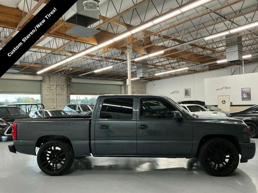 2006 GMC Sierra 1500 SL Crew Cab
