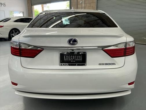 2013 Lexus ES 300h Base