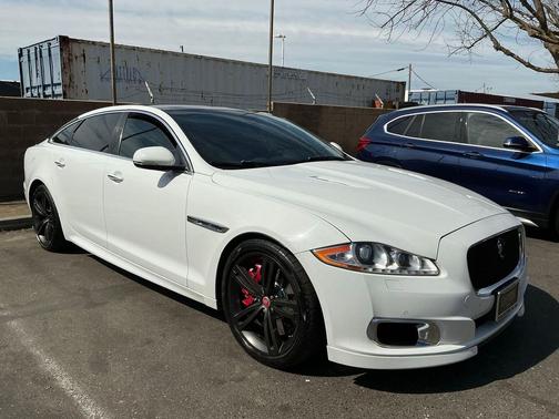2015 Jaguar XJ XJR