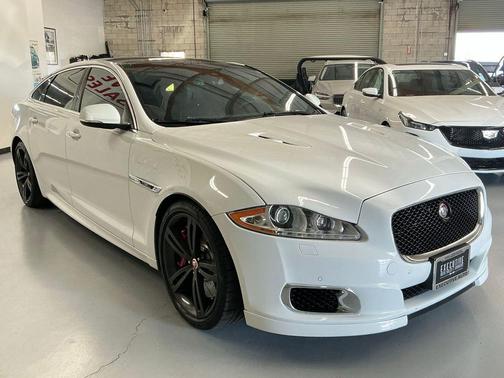 2015 Jaguar XJ XJR