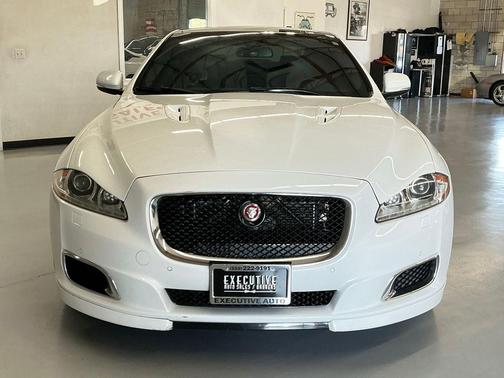 2015 Jaguar XJ XJR