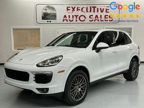 Carrara White Metallic 2018 Porsche Cayenne Platinum Edition