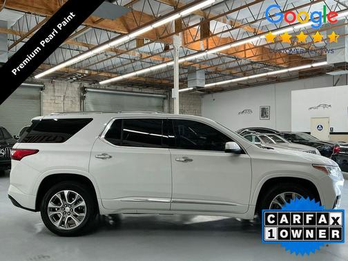 Iridescent Pearl Tricoat 2021 Chevrolet Traverse Premier