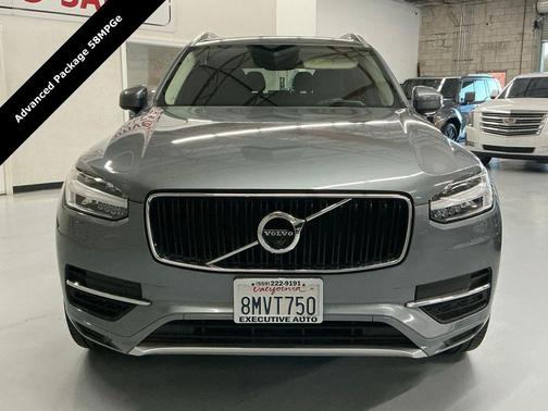 2019 Volvo XC90 Momentum