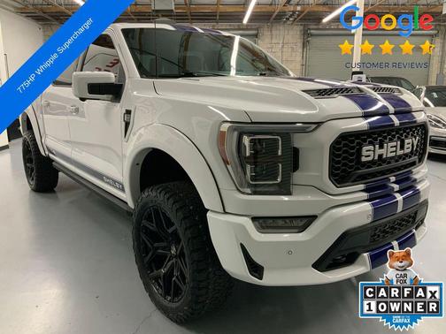 Oxford White 2023 Ford F-150 Lariat