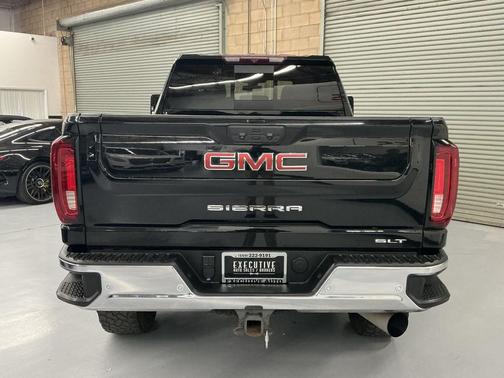 2023 GMC Sierra 2500 SLT
