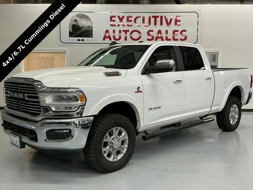 2020 RAM 2500 Laramie Crew Cab 4X4 6'4' Box