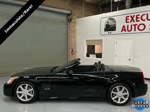 2005 Cadillac XLR Base
