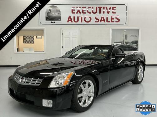 2005 Cadillac XLR Base