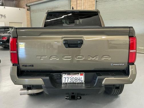 2025 Toyota Tacoma Hybrid TRD Off Road