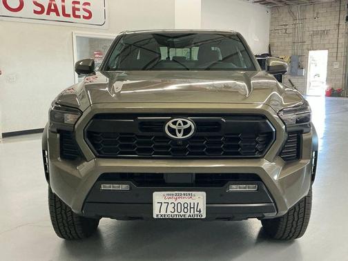 2025 Toyota Tacoma Hybrid TRD Off Road