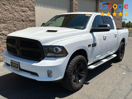Bright White Clearcoat 2017 RAM 1500 Night Crew Cab 4x4 5'7' Box