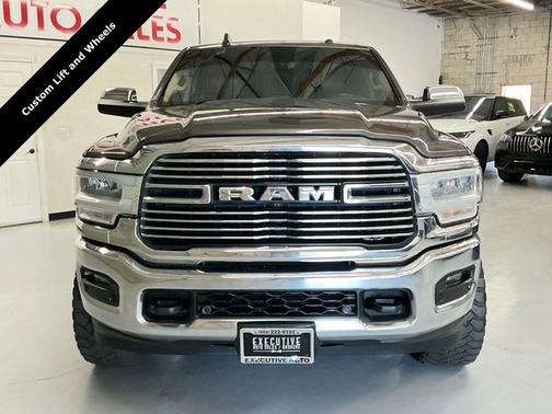 2020 RAM 2500 Laramie Crew Cab 4X4 6'4' Box