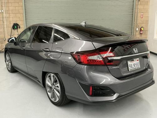 2019 Honda Clarity Plug-In Hybrid Touring