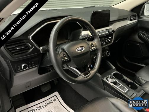 2020 Ford Escape SE