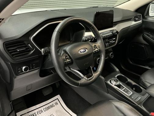 2020 Ford Escape SE