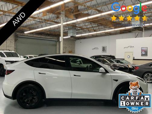 Pearl White Multi-Coat 2021 Tesla Model Y Long Range Dual Motor All-Wheel Drive
