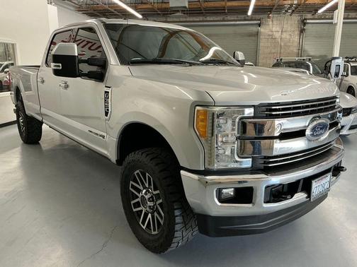 2017 Ford F-350 Lariat