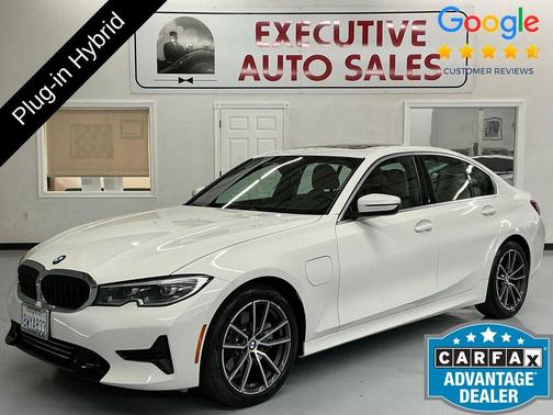 Alpine White 2021 BMW 330e 330e iPerformance