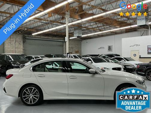 Alpine White 2021 BMW 330e 330e iPerformance