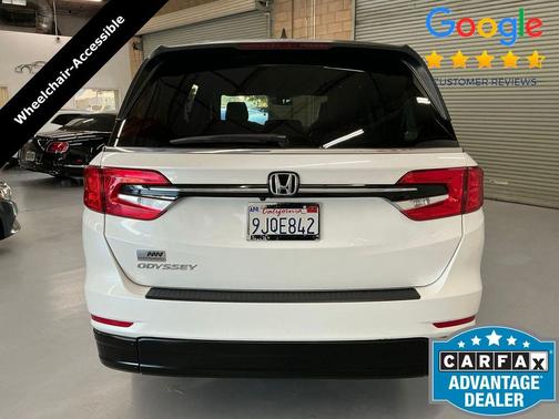 Platinum White Pearl 2021 Honda Odyssey EX