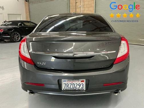 Magnetic 2016 Lincoln MKS Base